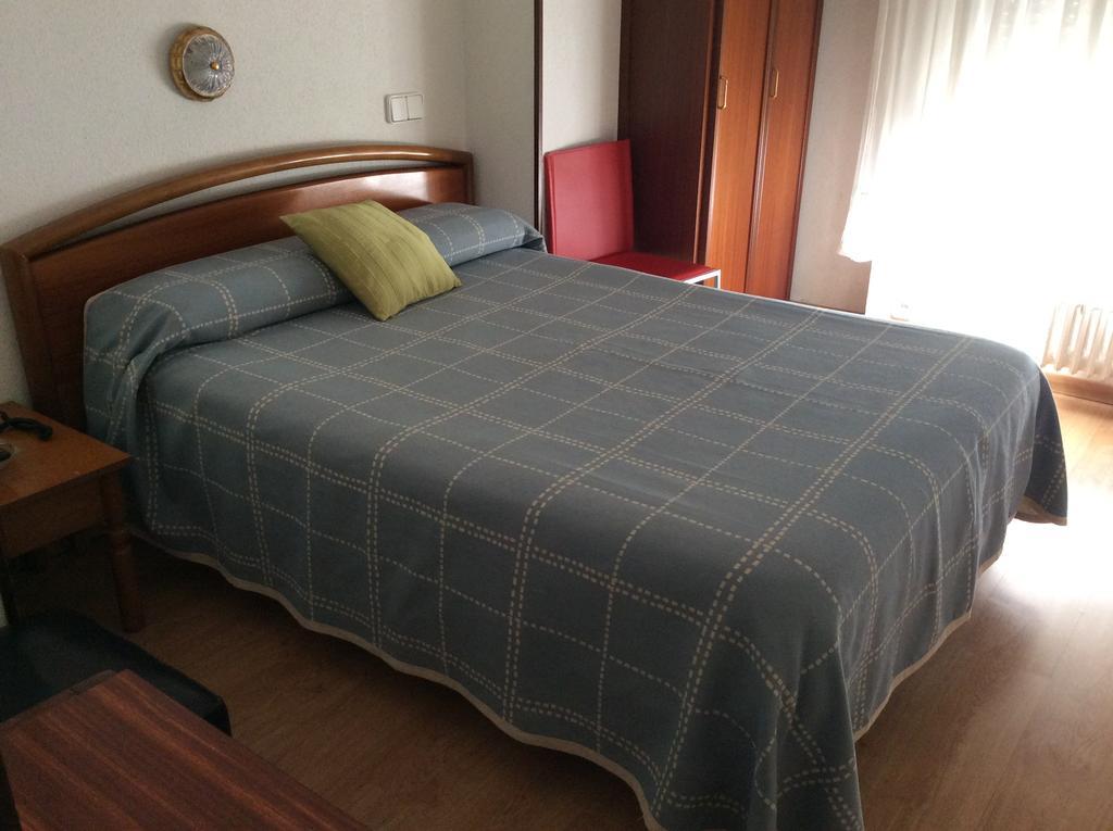 Hostal Liebana Santander Zimmer foto