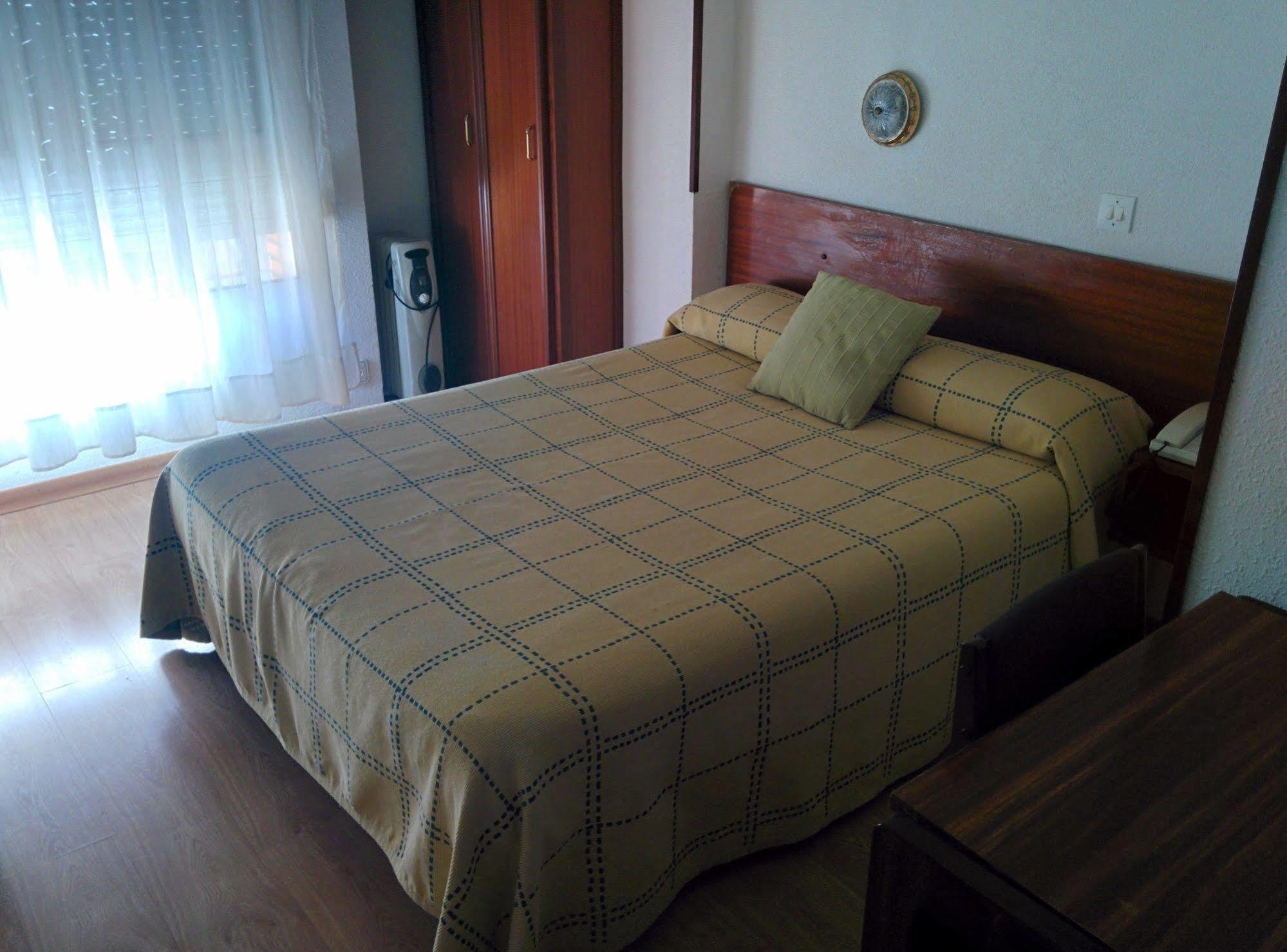 Hostal Liebana Santander Exterior foto
